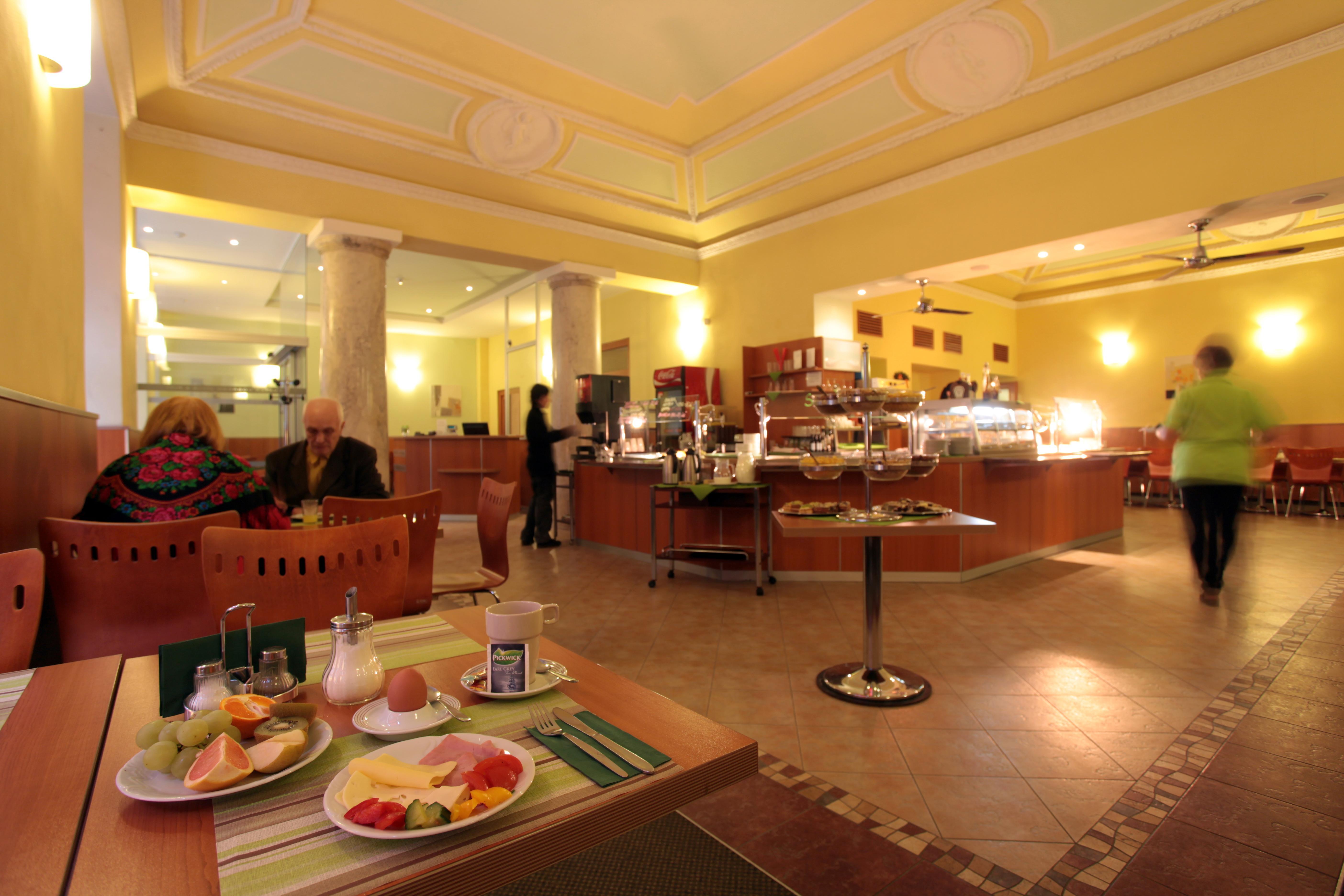 Atlantic Hotel Praga Esterno foto